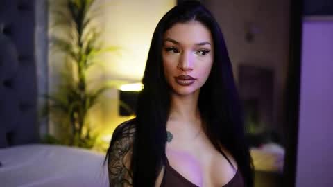 Snapshot of miamicoffee chatting on November 23, 7:13 pm Miami online show from November 23, 7:13 pm