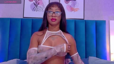 Mia  online show from November 3, 12:17 pm