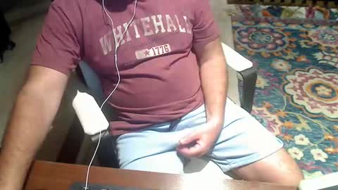 Snapshot of miamiwrestler chatting on May 10, 2:06 am miamiwrestler online show from May 10, 2:06 am
