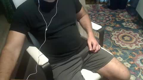 Snapshot of miamiwrestler chatting on May 27, 12:24 pm miamiwrestler online show from May 27, 12:24 pm