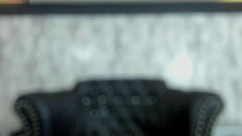 Mia   -5 7001400 Follow  online show from February 6, 3:52 pm