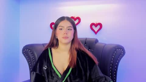 Mia   -5 7001400 Follow  online show from February 25, 3:38 pm