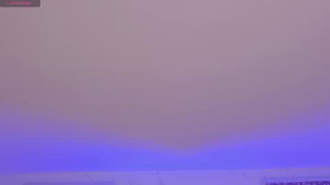 Mia   -5 7001400 Follow  online show from October 7, 1:08 pm