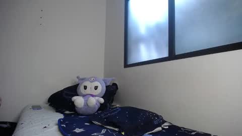 Mia online show from February 23, 10:09 pm