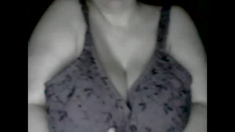 Snapshot of miamooreh chatting on May 15, 8:27 pm miamooreh online show from May 15, 8:27 pm