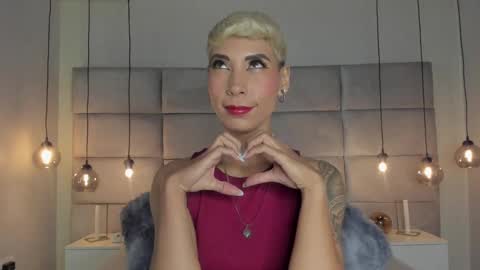 Snapshot of miamorgann chatting on December 27, 12:34 pm Mia Morgann online show from December 27, 12:34 pm