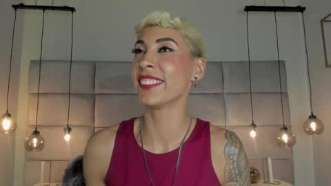 Snapshot of miamorgann chatting on December 27, 6:42 pm Mia Morgann online show from December 27, 6:42 pm