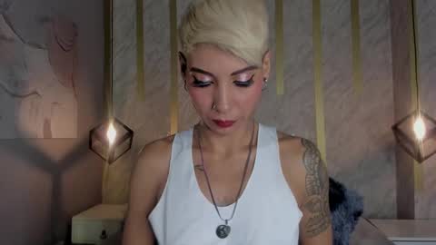 Snapshot of miamorgann chatting on December 29, 8:37 pm Mia Morgann online show from December 29, 8:37 pm