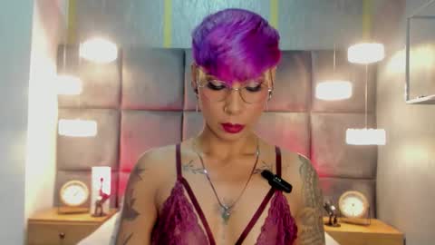 Mia Morgann online show from September 28, 2:00 pm