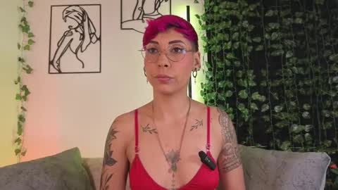 Snapshot of miamorgann chatting on February 17, 2:24 pm Mia Morgann online show from February 17, 2:24 pm