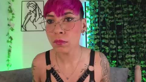 Snapshot of miamorgann chatting on February 26, 2:49 pm Mia Morgann online show from February 26, 2:49 pm