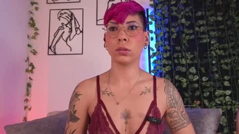 Snapshot of miamorgann chatting on February 28, 3:57 pm Mia Morgann online show from February 28, 3:57 pm