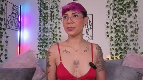 Snapshot of miamorgann chatting on March 24, 3:17 pm Mia Morgann online show from March 24, 3:17 pm
