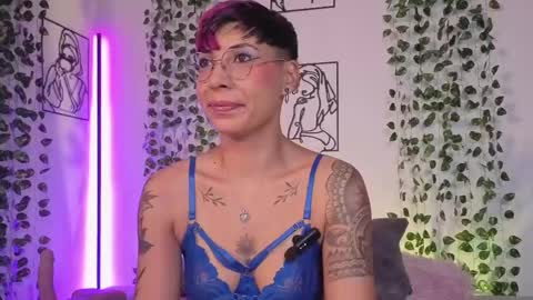 Snapshot of miamorgann chatting on May 27, 2:36 pm Mia Morgann online show from May 27, 2:36 pm