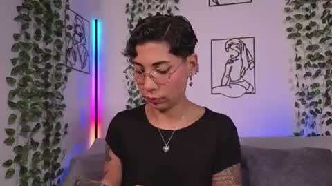 Mia Morgann online show from June 26, 12:42 pm
