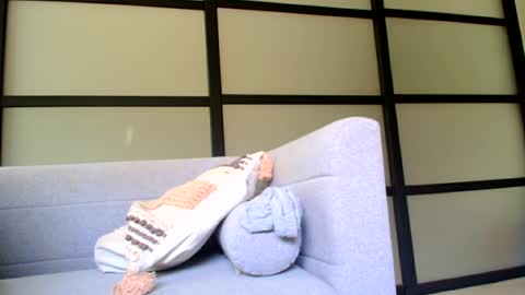 MiaMuffn online show from July 12, 3:25 pm