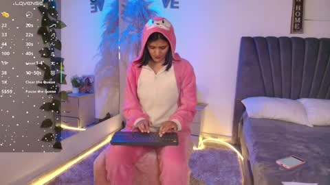 Snapshot of miaoconell chatting on April 29, 5:30 pm miaoconell online show from April 29, 5:30 pm