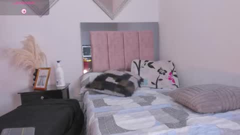 Snapshot of miapearls_ chatting on February 26, 7:51 am miapearls_ online show from February 26, 7:51 am