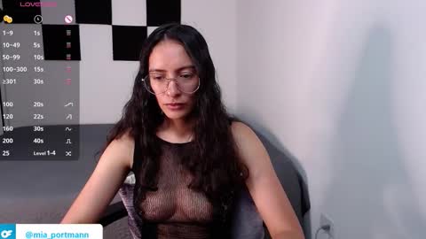 MIAPORTMANN online show from September 21, 4:19 pm