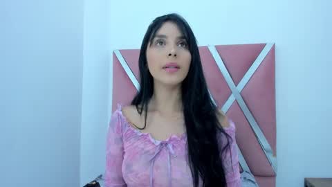 Mia Quevedo online show from September 29, 11:59 am