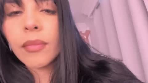 Mia Quevedo online show from July 23, 2:15 pm
