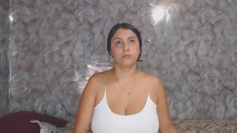 miarouse1531 online show from May 14, 5:47 am