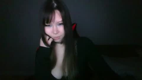Snapshot of miasavagequeen chatting on June 20, 3:15 pm MiaSavageQueen online show from June 20, 3:15 pm