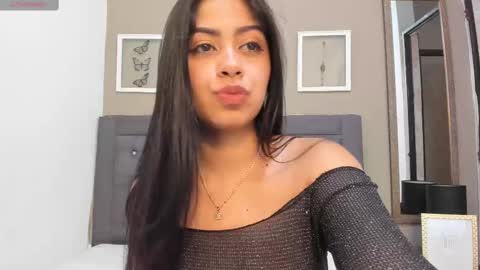 Mia Stevens online show from October 6, 11:02 pm