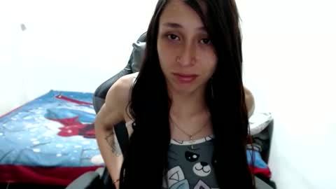 mia online show from May 20, 1:12 am