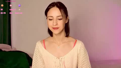 Snapshot of miasweetashoney chatting on November 14, 6:01 am Mia online show from November 14, 6:01 am