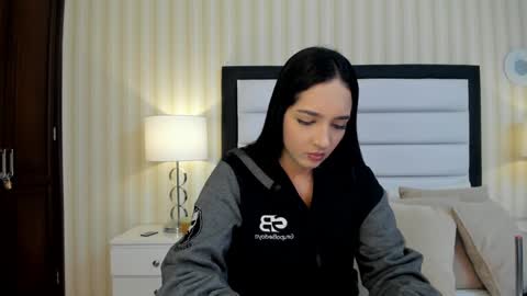 Mia Sweetth online show from February 1, 11:32 am