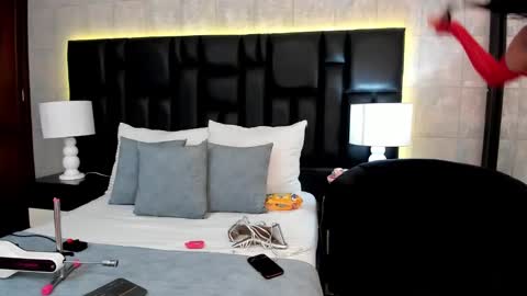 Mia Sweetth online show from February 26, 12:03 pm