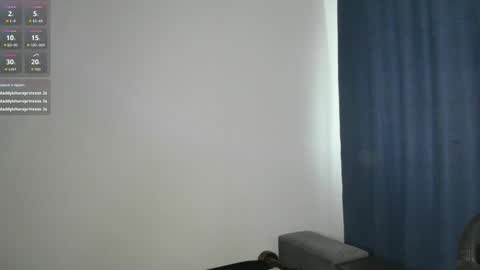 Mia online show from June 5, 6:52 am