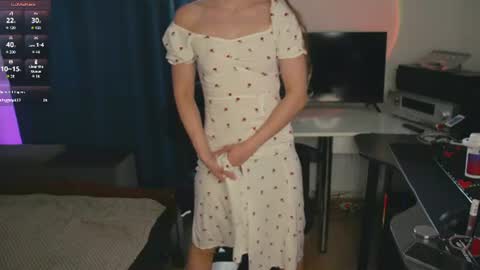 Mia online show from June 13, 3:48 am