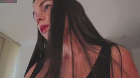 Mia online show from May 21, 4:14 pm