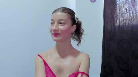  Chloe  online show from September 17, 4:52 pm