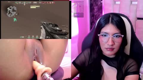 mia online show from January 12, 7:43 am