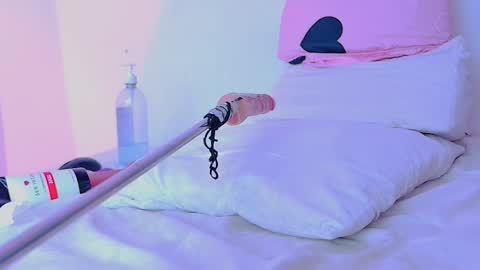 LINAY And VALENTINA - INSTAGRAM LINAY MVP online show from November 14, 1:54 pm