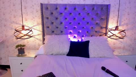 Snapshot of miawinx chatting on December 24, 2:10 am Mia winx online show from December 24, 2:10 am