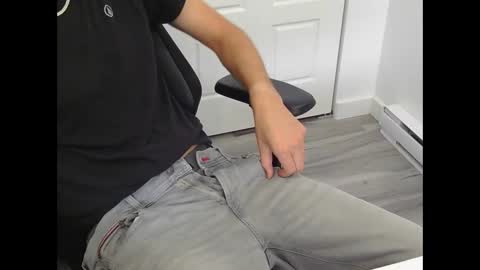 Snapshot of mic6969mic chatting on October 1, 2:34 pm mic6969mic online show from October 1, 2:34 pm