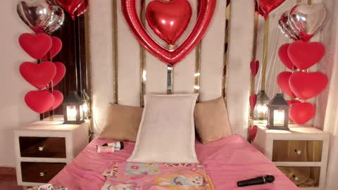 micaelahott_ online show from February 1, 7:15 am