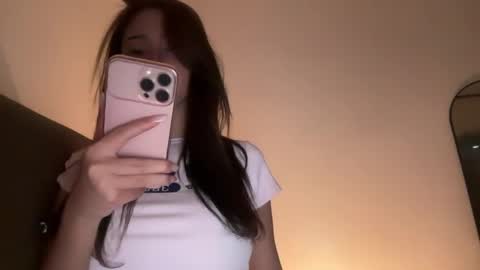 urbaby mica online show from March 29, 11:16 pm