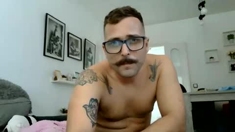 Snapshot of mich6921 chatting on June 11, 2:26 pm MILO MIAMI online show from June 11, 2:26 pm