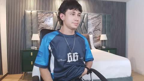 Michael online show from March 5, 7:32 pm