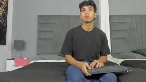 Michael Ross online show from February 8, 11:24 am