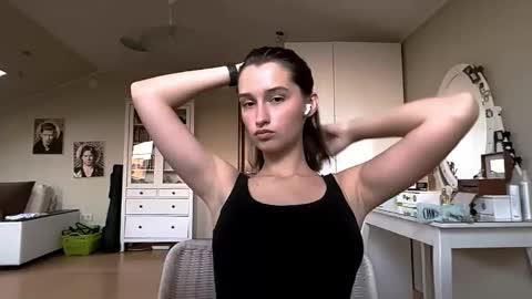 Snapshot of michael_pors chatting on October 7, 2:25 pm Emily online show from October 7, 2:25 pm