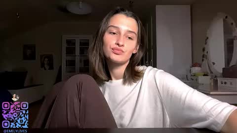 Snapshot of michael_pors chatting on November 1, 2:30 pm Emily online show from November 1, 2:30 pm