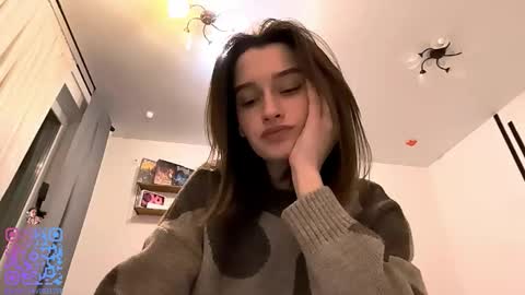 Snapshot of michael_pors chatting on November 5, 3:12 pm Emily online show from November 5, 3:12 pm