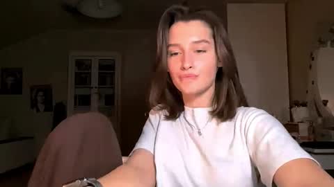 Snapshot of michael_pors chatting on November 25, 3:01 pm Emily online show from November 25, 3:01 pm