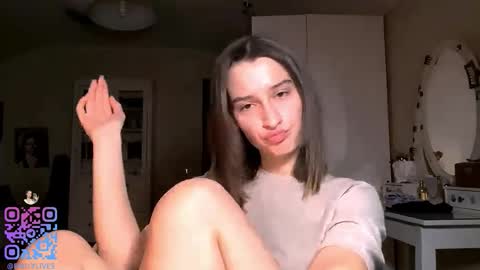 Snapshot of michael_pors chatting on November 28, 2:20 pm Emily online show from November 28, 2:20 pm